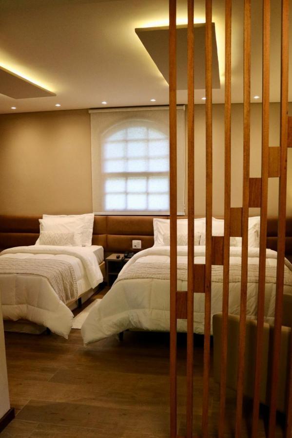 Quarto Quádruplo de Luxo